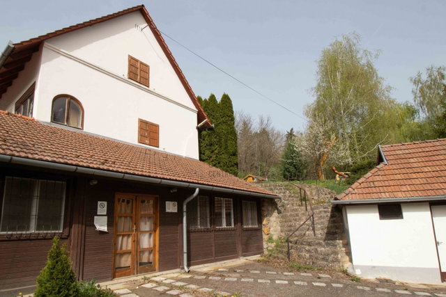 Eladó családi ház, Pécsváradon 99.9 M Ft, 5 szobás