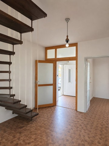 Eladó téglalakás, Kápolnásnyéken 75 M Ft, 4 szobás