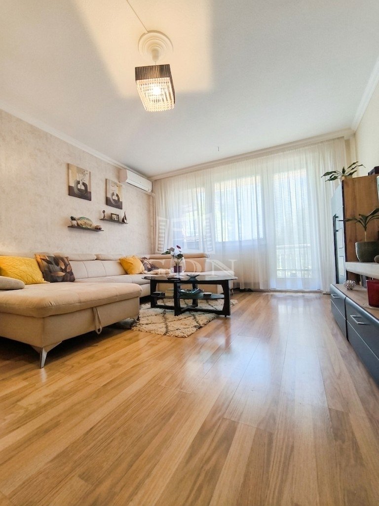2 bed · 70m² · 83.000.000 ft