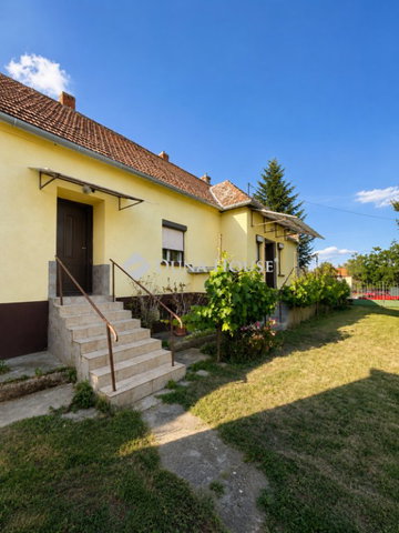 Eladó családi ház, Magyarpolányban 42 M Ft, 3 szobás