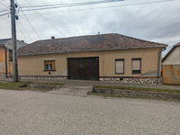 Eladó családi ház