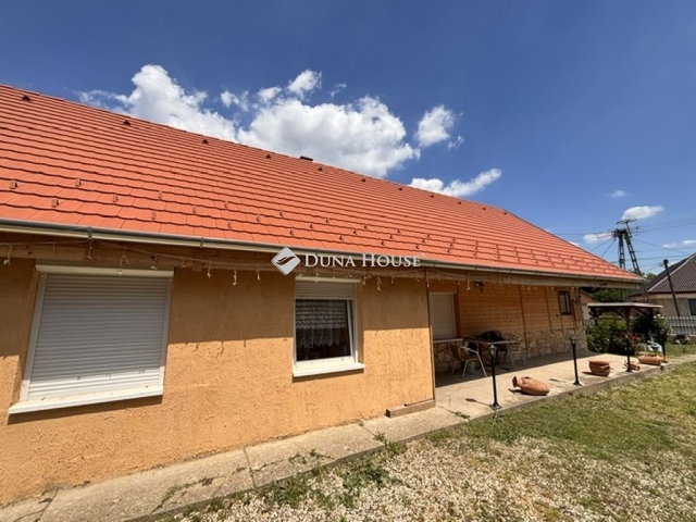 Eladó családi ház, Bonyhádon 39 M Ft, 4 szobás