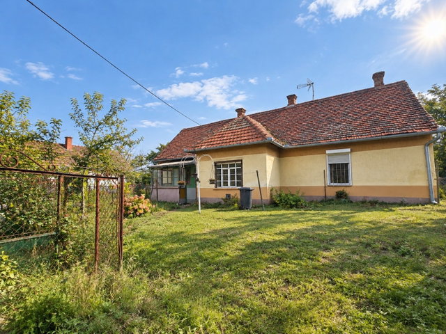 Eladó családi ház, Nemesrádón 18.9 M Ft, 2 szobás