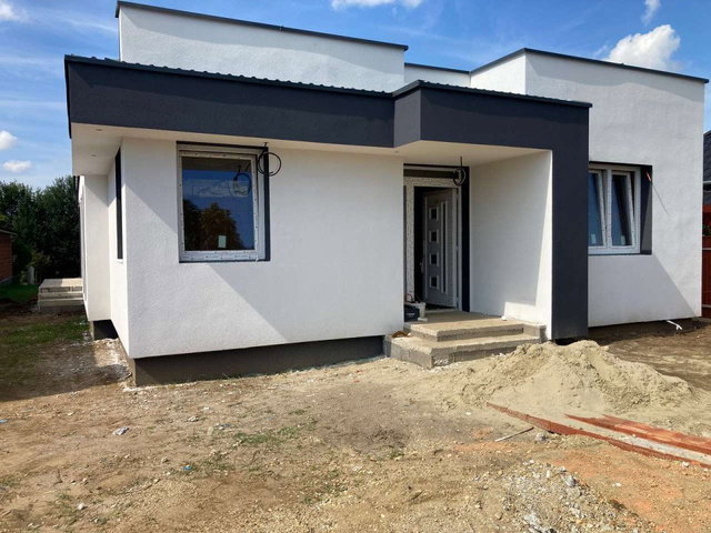 Eladó családi ház, Nyíregyházán 55 M Ft, 4 szobás