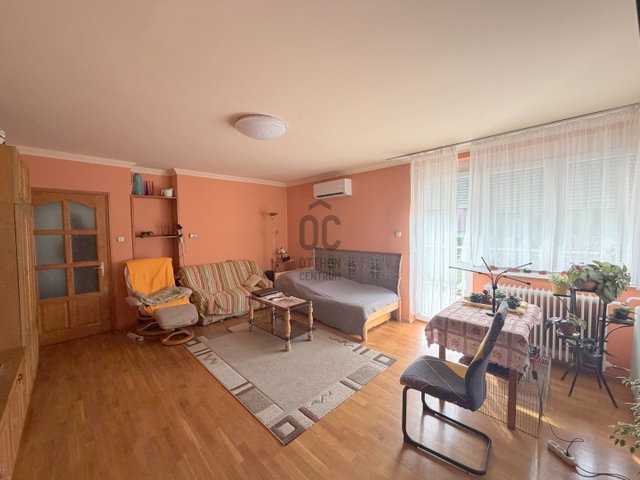 Eladó családi ház, Ürömön 145 M Ft, 7 szobás