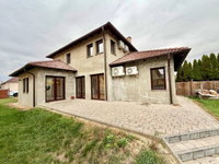 Eladó családi ház, Sárváron 145 M Ft, 4 szobás