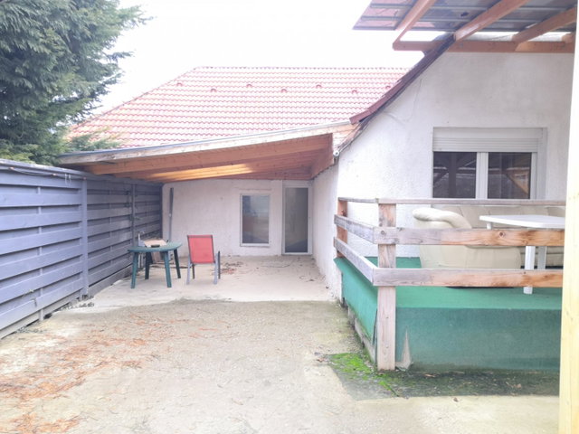Eladó hotel, Pilisborosjenőn, Vár utcában 179 M Ft, 14 szobás