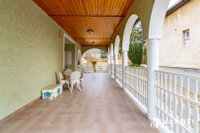 Eladó családi ház, Pilisborosjenőn 119.99 M Ft, 4 szobás