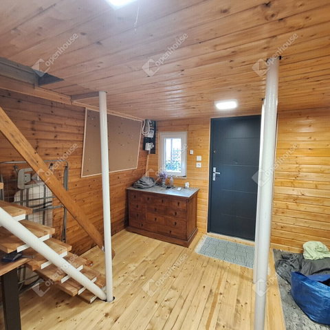 Eladó nyaraló, Szegeden 35 M Ft, 2 szobás / költözzbe.hu