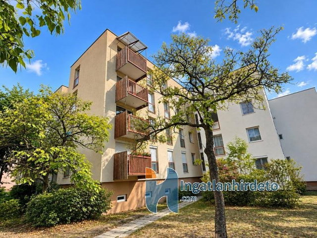 Eladó panellakás, Budapesten, XV. kerületben 73.9 M Ft