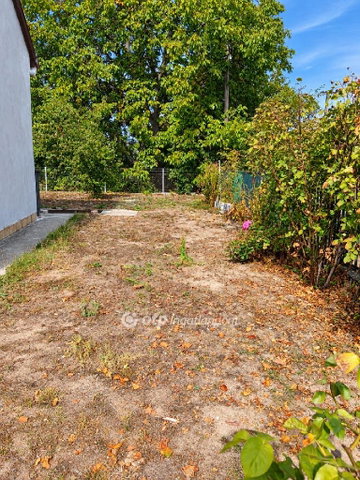 Eladó nyaraló, Velencén 45 M Ft, 2 szobás / költözzbe.hu