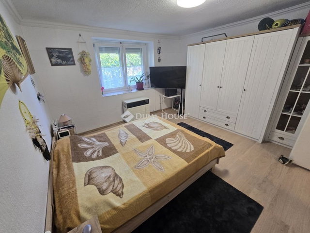 Eladó családi ház, Lajoskomáromban 20.5 M Ft, 2 szobás