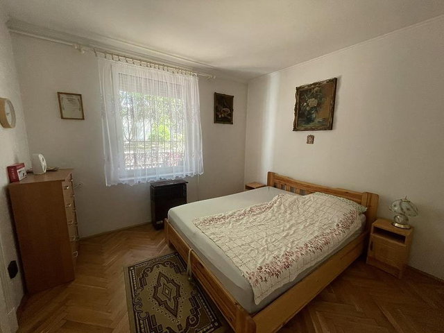 Eladó családi ház, Vácon 99.99 M Ft, 3 szobás
