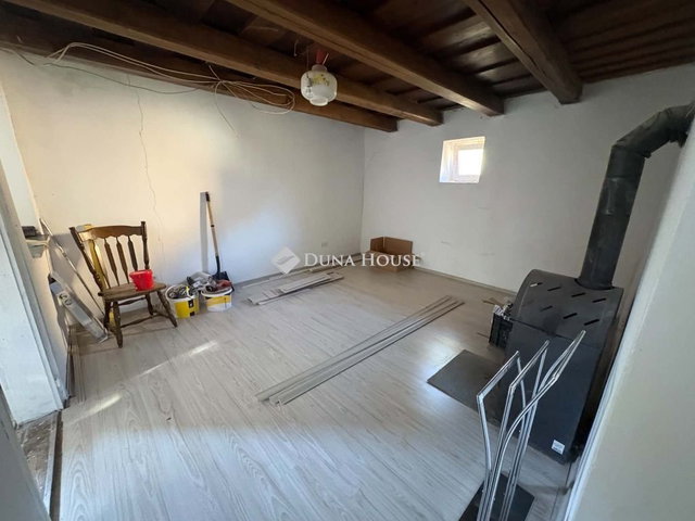 Eladó családi ház, Vidon 15.9 M Ft, 2 szobás