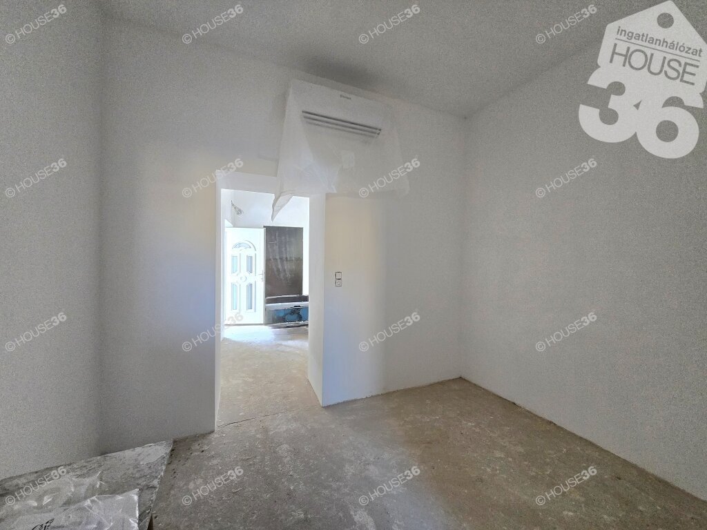 2 bed · 27m² · 23.000.000 ft