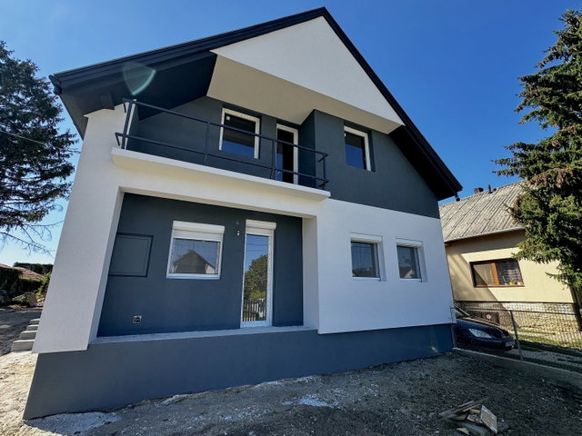Eladó családi ház, Siófokon 79.9 M Ft, 3 szobás