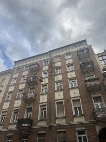 Eladó téglalakás, Budapesten, VIII. kerületben 87.2 M Ft