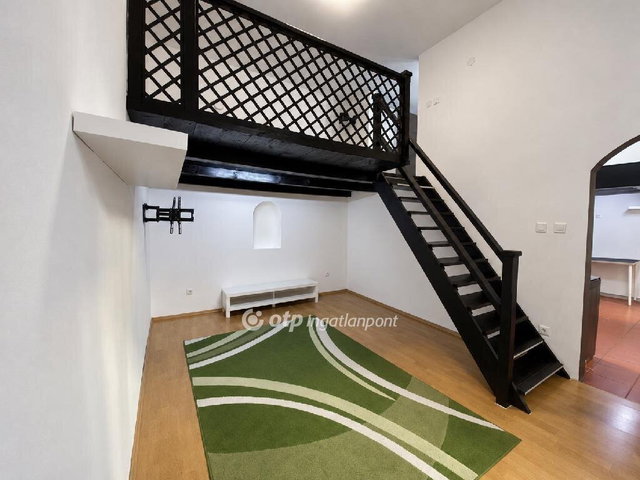 Eladó téglalakás, Budapesten, VIII. kerületben 54.9 M Ft