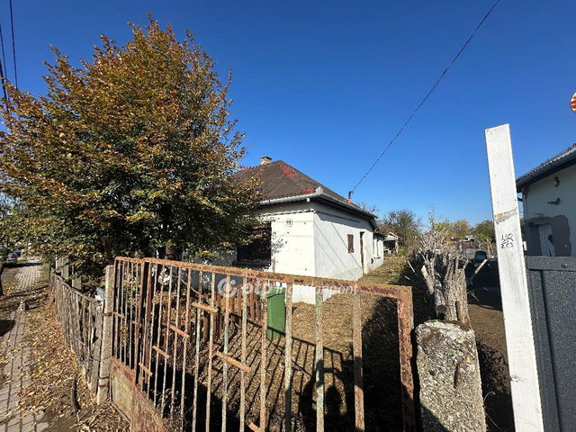 Eladó családi ház, Nyírturán 13.9 M Ft, 3 szobás