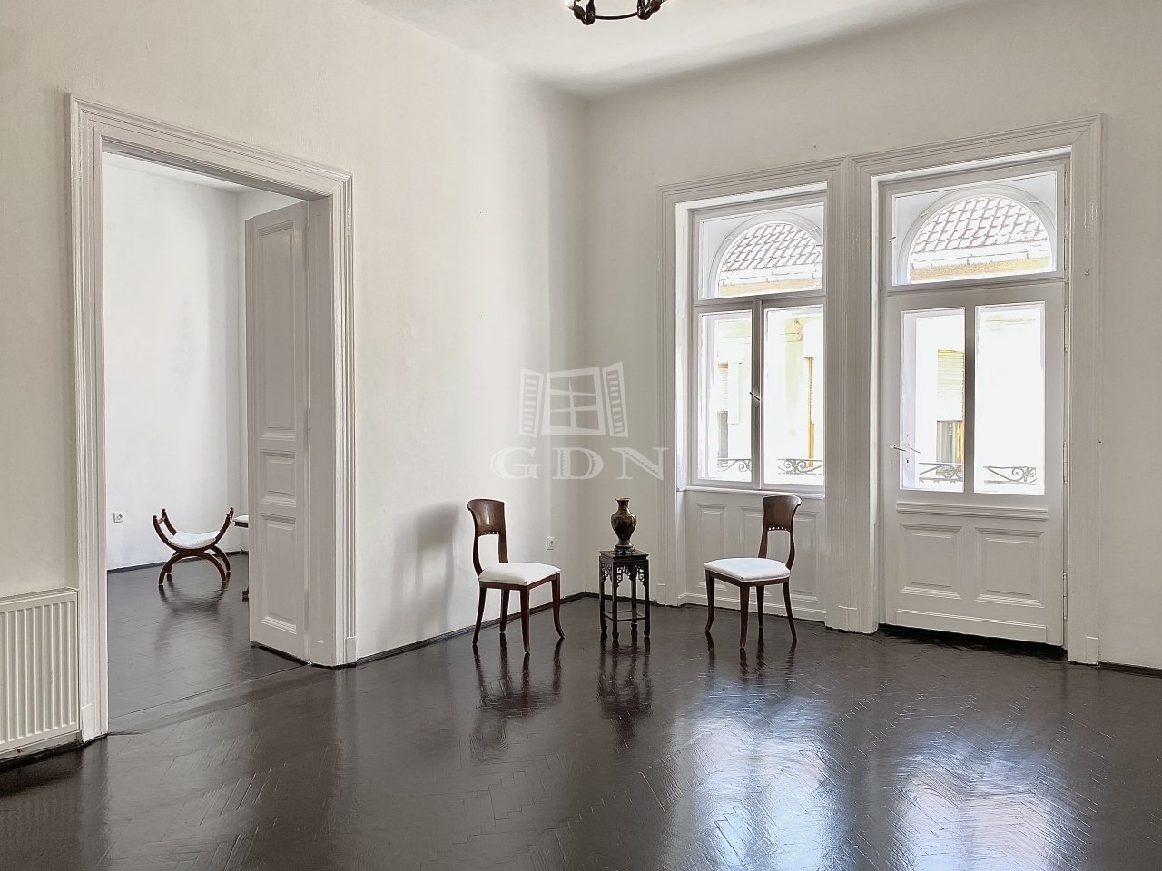 4 hálószoba · 150 m² · 500.000 Ft