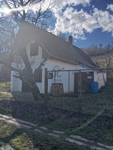 Eladó családi ház, Szekszárdon, Cinka utcában 19.9 M Ft