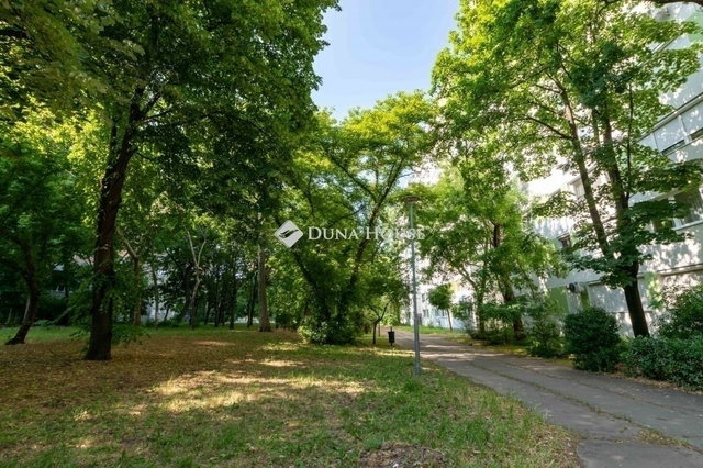 Eladó panellakás, Budapesten, XIV. kerületben 59 M Ft, 2 szobás
