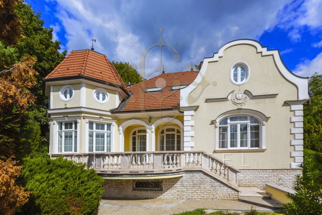 Eladó családi ház, Budapesten, II. kerületben 1758.96 M Ft
