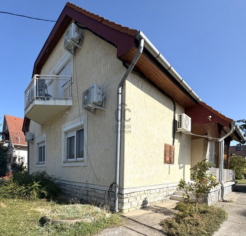 Kiadó családi ház, albérlet, Siófokon 160 E Ft / hó, 3 szobás