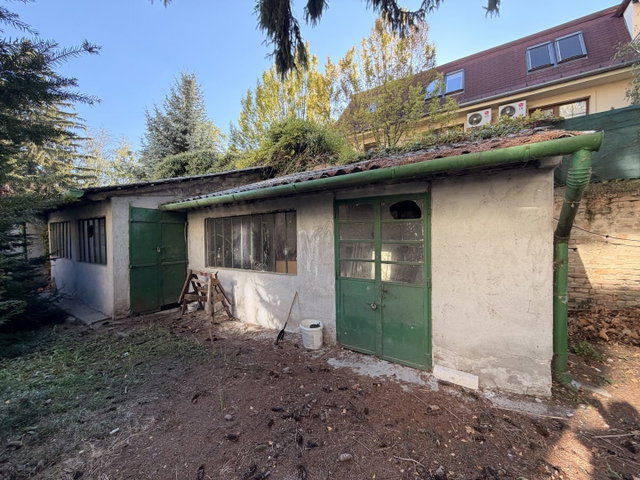 Eladó családi ház, Győrött 53.5 M Ft, 2 szobás