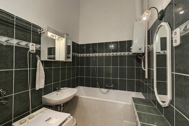 Eladó téglalakás, Budapesten, VIII. kerületben, Pál utcában