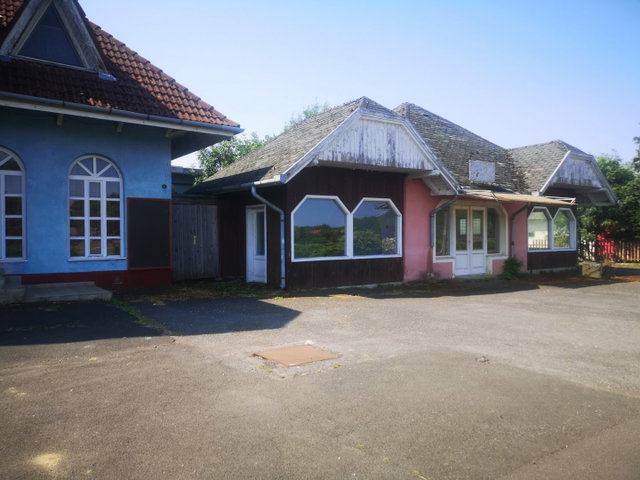 Eladó üzlethelyiség, Tornyiszentmiklóson 120 M Ft