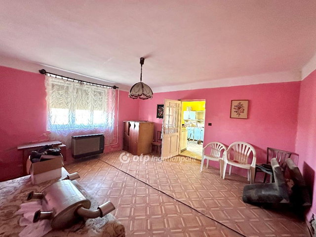 Eladó családi ház, Mezőnyárádon 6.99 M Ft, 3 szobás