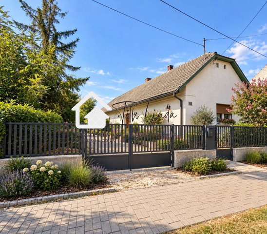 Eladó családi ház, Vértesbogláron 43.9 M Ft, 2 szobás