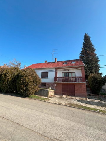 Eladó családi ház, Pécsváradon 83 M Ft, 6+1 szobás