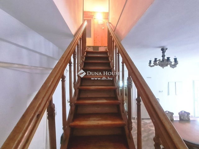 Eladó családi ház, Enyingen 45.5 M Ft, 6 szobás