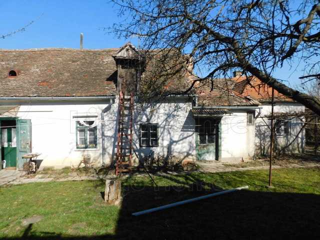 Eladó családi ház, Keszthelyen 80 M Ft, 2 szobás