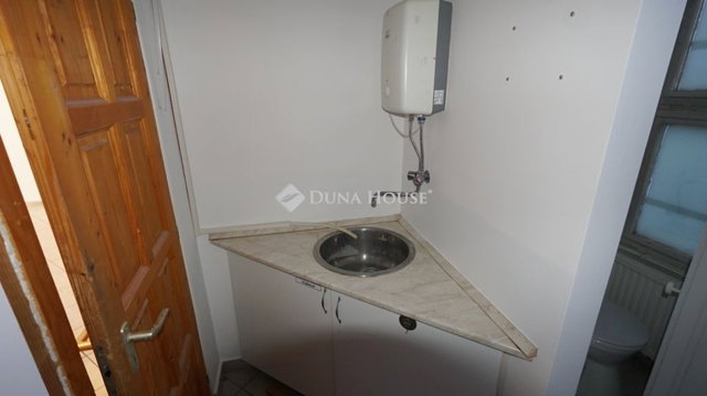 Kiadó üzlethelyiség, Zalaegerszegen 250 E Ft / hó