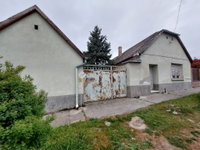 Eladó családi ház, Baján 21.9 M Ft, 4 szobás