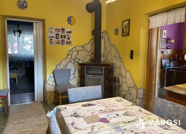 Eladó családi ház, Kondoroson 14.5 M Ft, 2 szobás