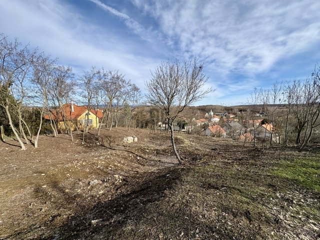 Eladó telek, Sólyon 41.9 M Ft / költözzbe.hu