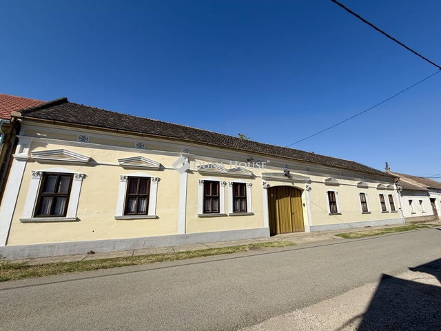 Eladó sorház, Bólyban, József Attila utcában 39.99 M Ft