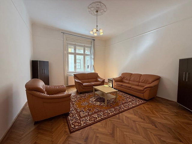 Eladó téglalakás, Budapesten, IX. kerületben, Angyal utcában