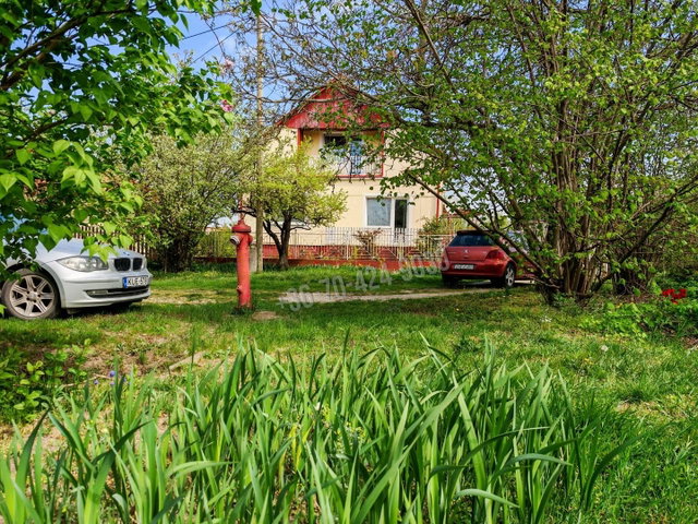 Eladó családi ház, Pusztaszabolcson 67.9 M Ft, 5 szobás