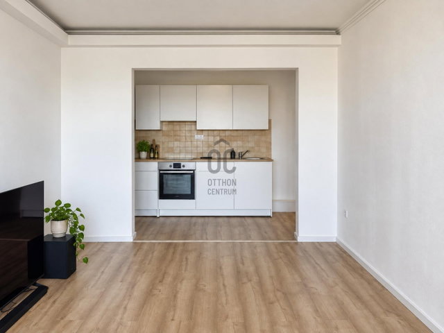 Eladó panellakás, Szentendrén 62.9 M Ft, 3 szobás