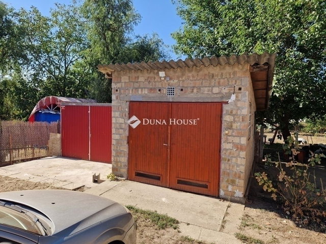 Eladó családi ház, Tápiószecsőn 68 M Ft, 3 szobás