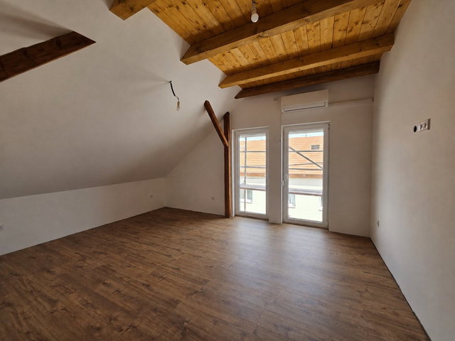 Eladó téglalakás, Adonyban 44.9 M Ft, 1+1 szobás