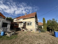 Eladó családi ház, Pécelen 89.9 M Ft, 4 szobás