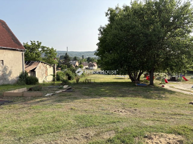 Eladó telek, Esztergomban 17.9 M Ft / költözzbe.hu