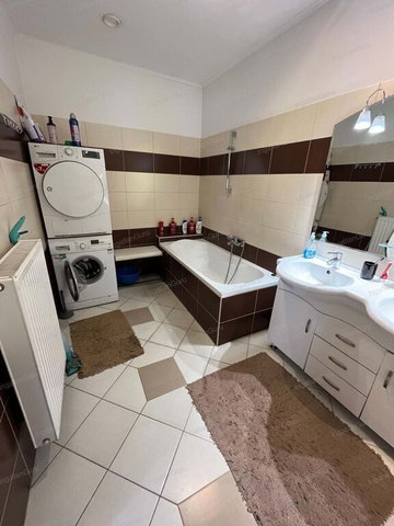 Kiadó családi ház, albérlet, Kecskeméten 450 E Ft / hó
