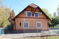 Eladó nyaraló, Buzsákon, Nád utcában 87.9 M Ft, 6 szobás